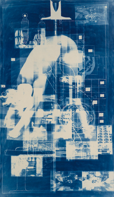 Klara Meinhardt: Embodiment – Regeneration, 2017,
Cyanotypie auf Leinwand, 280 x 150 cm

